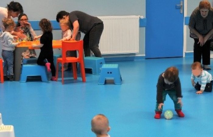 Accueil des assistantes maternelles à la permanence RAM de Moignyphoto